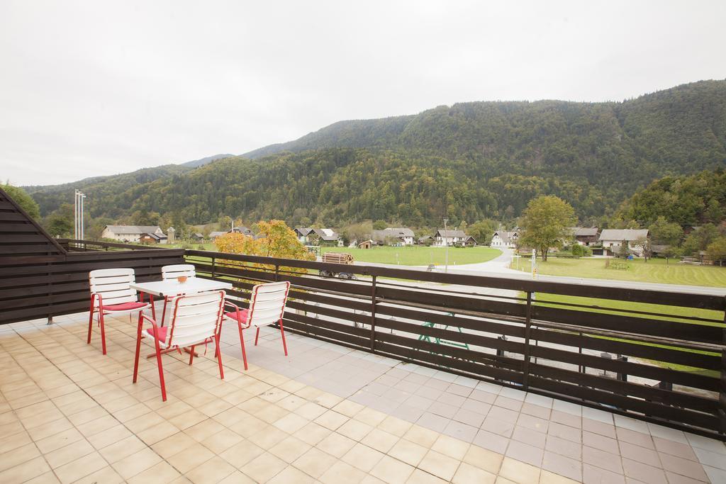 Sobe Krona Radovljica Zimmer foto